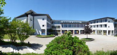 Gymnasium Neuhaus am Rennweg