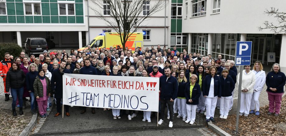 Die Beschäftigten der Klinik in Sonneberg und des Rettungsdienstes sind weiter rund um die Uhr für die Patienten da.