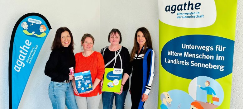 Die AGATHE-Beraterinnen Alexandra Kellner, Carolin Heinritz und Gabriele Luther mit Amtsleiterin Antje Rebhan (v.l.n.r.)