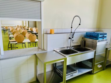 Der neue Küchenbereich in der Lohauschule Der neue Küchenbereich in der Lohauschule