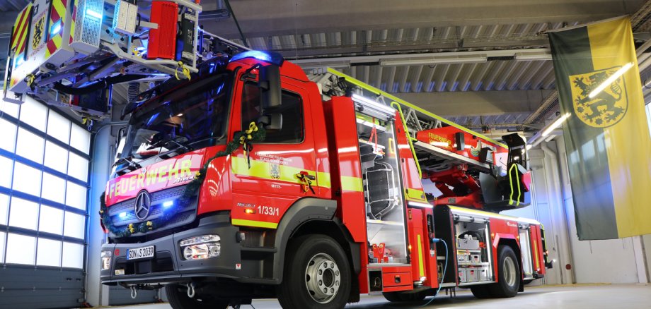 Das neue Drehleiterfahrzeug für die Stützpunktfeuerwehr Sonneberg-Mitte